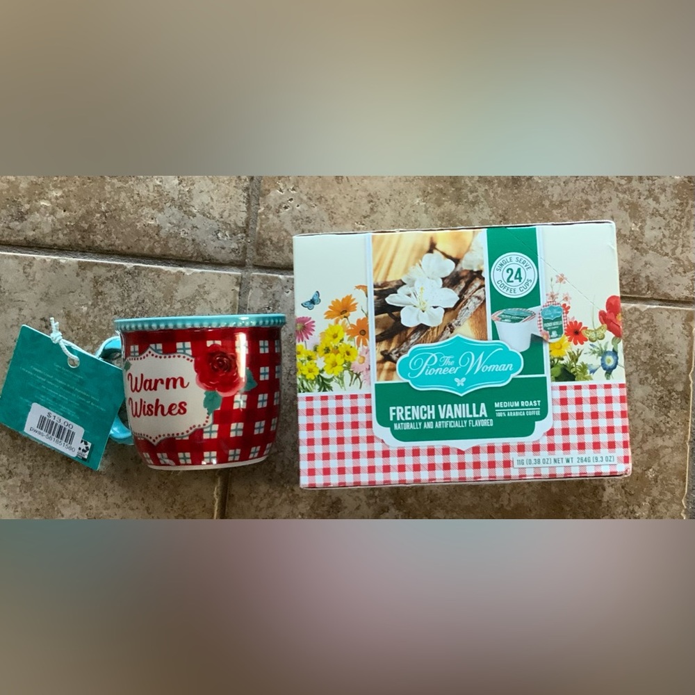 Pioneer Women French Vanilla K-pods and matching mug